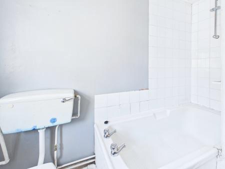 2 bedroom Terraced House for sale in Bickershaw Lane, Wigan, WN2