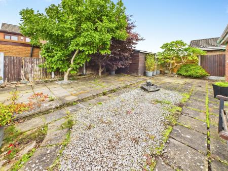 3 bedroom Bungalow to let in Cadogan Drive, Winstanley, Wigan, WN3