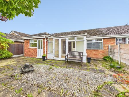 3 bedroom Bungalow to let in Cadogan Drive, Winstanley, Wigan, WN3