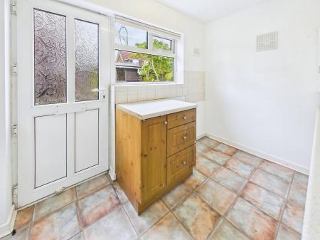3 bedroom Bungalow to let in Cadogan Drive, Winstanley, Wigan, WN3