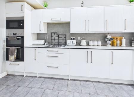 2 bedroom Terraced House for sale in Warrington Road, Wigan, WN3