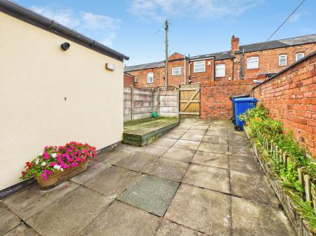 2 bedroom Terraced House to let in Pearl Street, Wigan, WN6