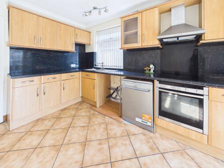 3 bedroom Semi-detached house for sale in Grasscroft Road, Wigan, WN2