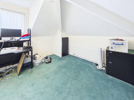3 bedroom Semi-detached house for sale in Grasscroft Road, Wigan, WN2