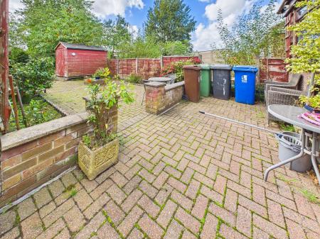 3 bedroom Semi-detached house for sale in Grasscroft Road, Wigan, WN2