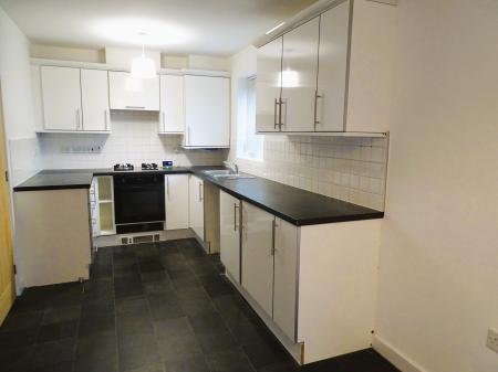 3 bedroom End of terrace house to let in Valley Close, Wigan, WN6
