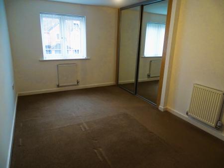 3 bedroom End of terrace house to let in Valley Close, Wigan, WN6