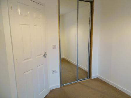 3 bedroom End of terrace house to let in Valley Close, Wigan, WN6