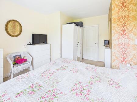 3 bedroom Semi-detached house for sale in Woods Road, Wigan, WN2