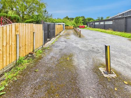 3 bedroom Semi-detached house for sale in Woods Road, Wigan, WN2