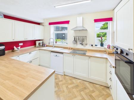 3 bedroom Semi-detached house for sale in Woods Road, Wigan, WN2
