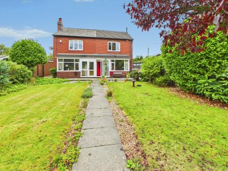 Woods Road, Wigan, WN2