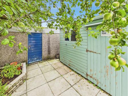 3 bedroom Semi-detached house for sale in Woods Road, Wigan, WN2