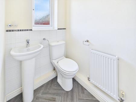 2 bedroom Bungalow to let in Wood Green Gardens, Wigan, WN5