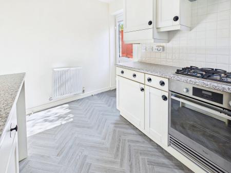 2 bedroom Bungalow to let in Wood Green Gardens, Wigan, WN5