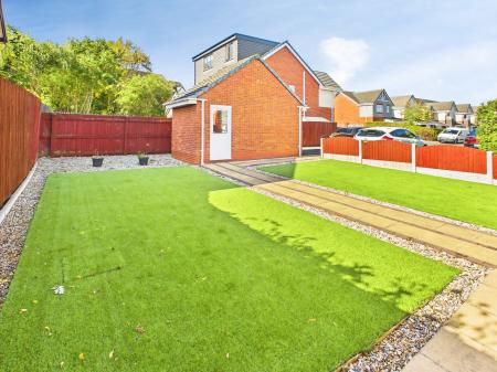 2 bedroom Bungalow to let in Wood Green Gardens, Wigan, WN5
