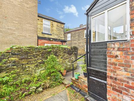 2 bedroom Semi-detached house for sale in Back School Lane, Upholland, Wigan, WN8