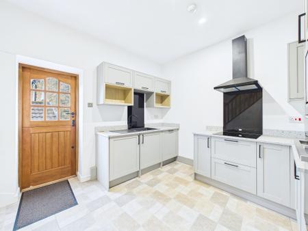 2 bedroom Semi-detached house for sale in Back School Lane, Upholland, Wigan, WN8