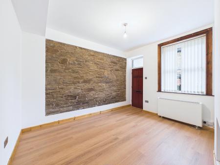 2 bedroom Semi-detached house for sale in Back School Lane, Upholland, Wigan, WN8