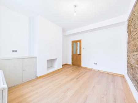 2 bedroom Semi-detached house for sale in Back School Lane, Upholland, Wigan, WN8