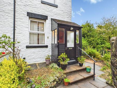 2 bedroom Semi-detached house for sale in Back School Lane, Upholland, Wigan, WN8