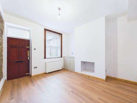 2 bedroom Semi-detached house for sale in Back School Lane, Upholland, Wigan, WN8