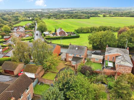 5 bedroom Detached house for sale in Wigan Road, Shevington, WN6