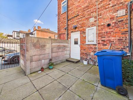 2 bedroom Flat for sale in Ormskirk Road, Wigan, WN5