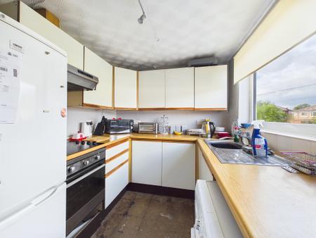 2 bedroom Flat for sale in Ormskirk Road, Wigan, WN5