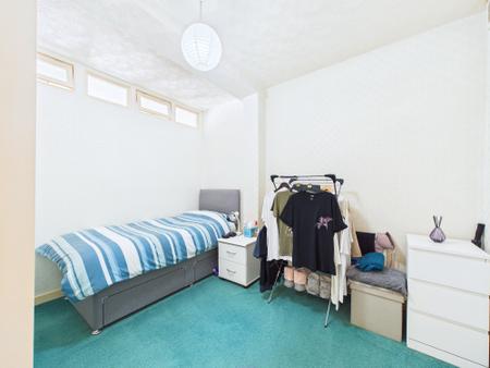 2 bedroom Flat for sale in Ormskirk Road, Wigan, WN5