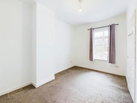 2 bedroom Terraced House to let in Ormskirk Road, Wigan, WN5