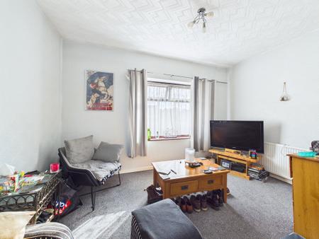4 bedroom Semi-detached house for sale in Ormskirk Road, Wigan, WN5