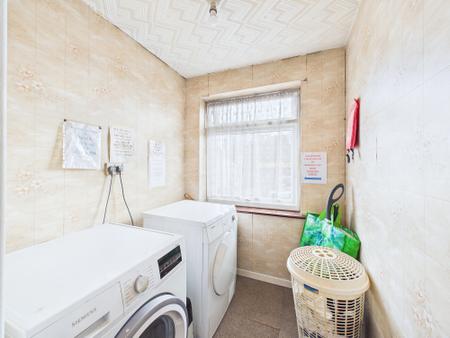 4 bedroom Semi-detached house for sale in Ormskirk Road, Wigan, WN5