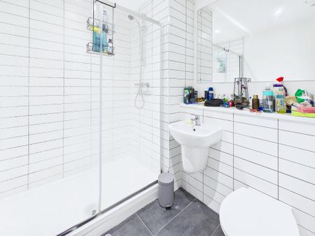 1 bedroom Flat for sale in Standishgate, Wigan, WN1