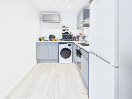 1 bedroom Flat for sale in Standishgate, Wigan, WN1