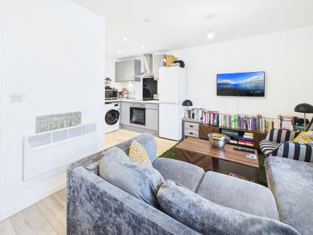 1 bedroom Flat for sale in Standishgate, Wigan, WN1