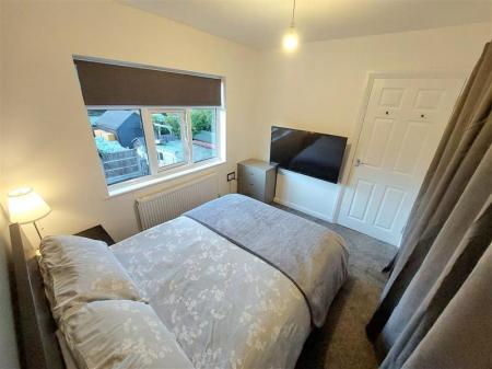 5 bedroom Semi-detached house for sale in Melton Road, Barrow-upon-Soar, LE12