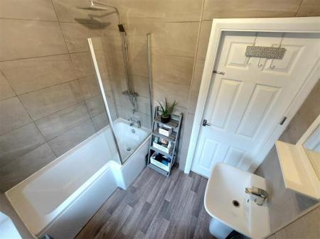 5 bedroom Semi-detached house for sale in Melton Road, Barrow-upon-Soar, LE12