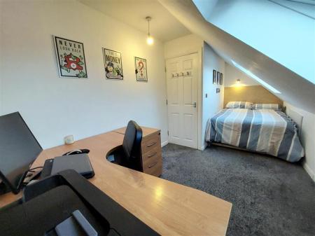 5 bedroom Semi-detached house for sale in Melton Road, Barrow-upon-Soar, LE12