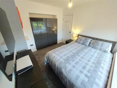 5 bedroom Semi-detached house for sale in Melton Road, Barrow-upon-Soar, LE12