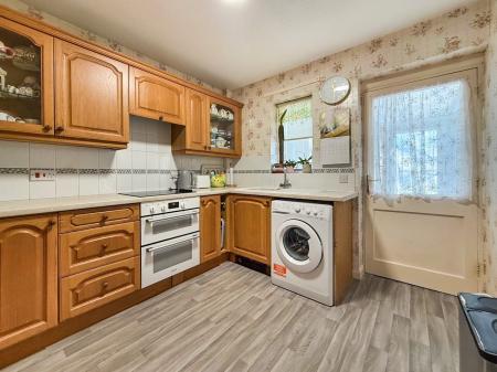 2 bedroom Bungalow for sale in Upland Drive, Markfield, LE67