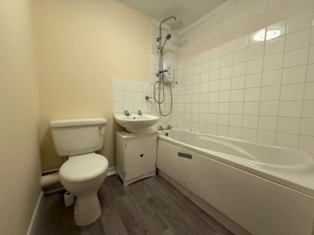 3 bedroom Semi-detached house for sale in Holbein Close, Loughborough, LE11