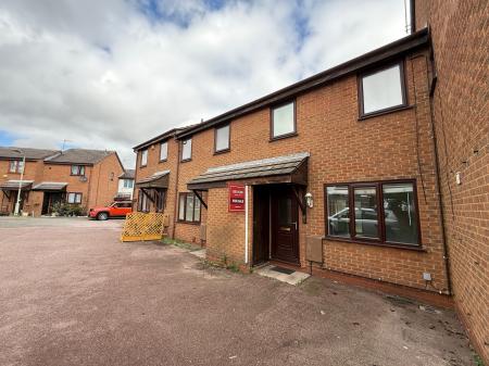 3 bedroom Semi-detached house for sale in Holbein Close, Loughborough, LE11