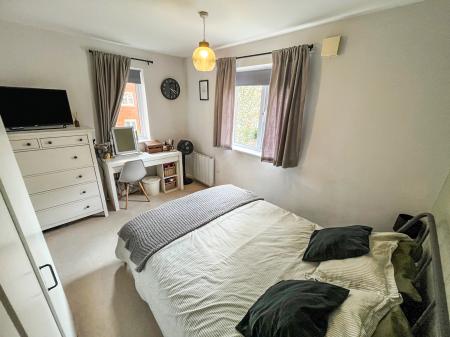 2 bedroom Flat for sale in Barnsdale Close, Loughborough, LE11