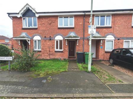 2 bedroom Semi-detached house for sale in Pleasant Close, Loughborough, LE11