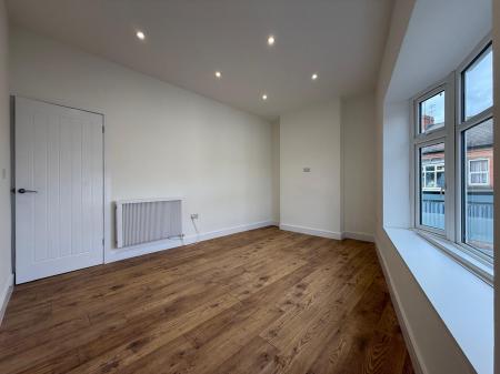 1 bedroom Flat to let in Nottingham Road, Loughborough, LE11