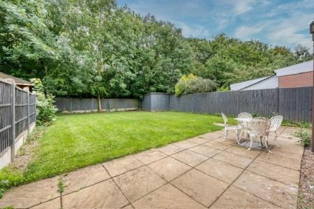 3 bedroom Semi-detached house to let in Abberton Way, Loughborough, LE11