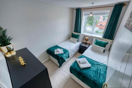 3 bedroom Semi-detached house to let in Abberton Way, Loughborough, LE11