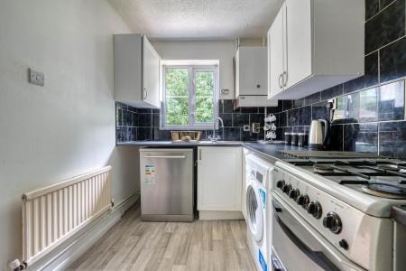 3 bedroom Semi-detached house to let in Abberton Way, Loughborough, LE11