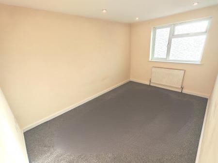 3 bedroom Semi-detached house to let in Blake Drive, Loughborough, LE11